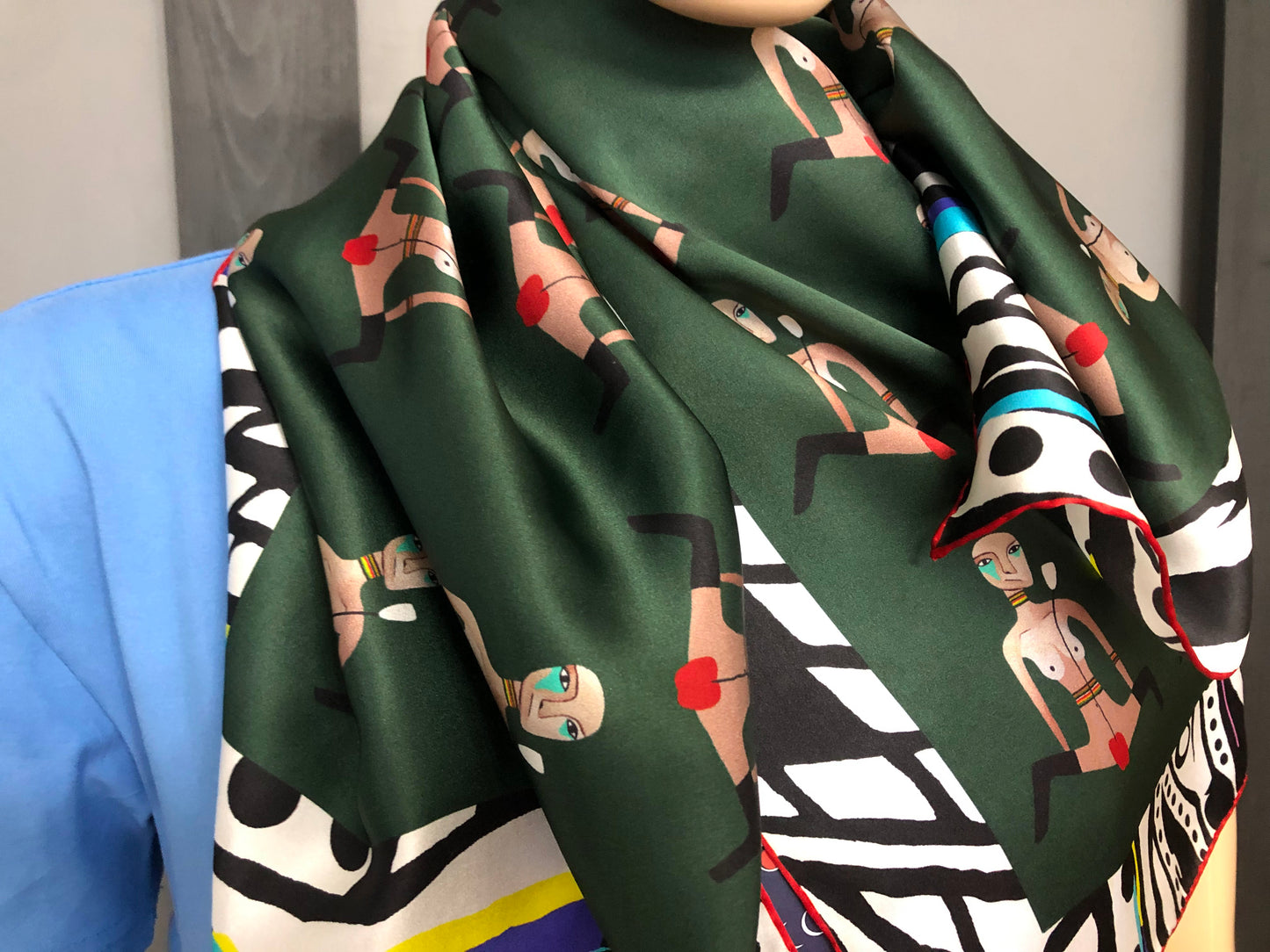 Silk Scarf 5 (Unisex) Nude Woman