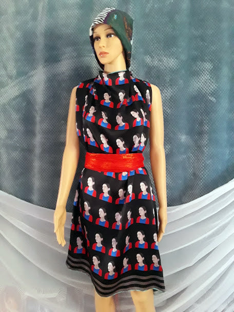 Silk Scarf 4 (Unisex) Woman Face